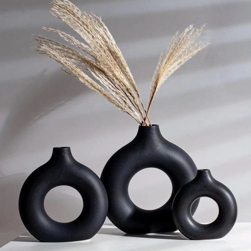 Elegant Pure White Imitation Ceramic Vase - Stylish Donut Design for Single Branch Flower Arranging and Table Decor